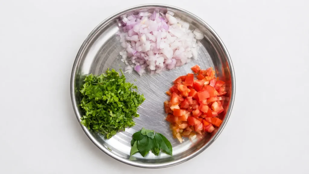 4 Things to Keep Ready Before Making Tindli Bhaji: